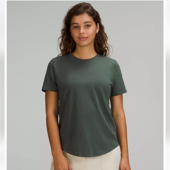 Bundle of 2 Lululemon Love Crew t-shirts - Picture 1 of 4